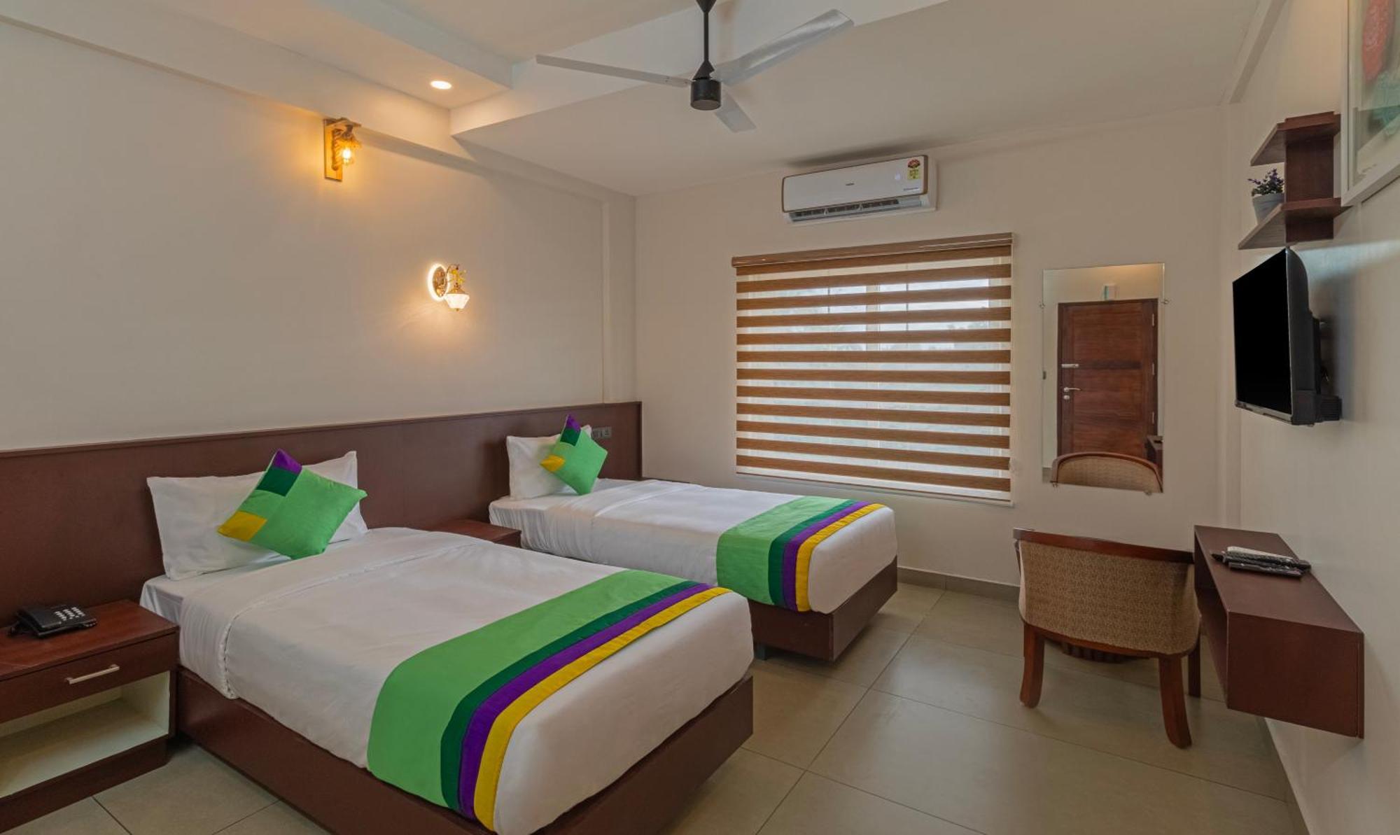 Treebo Amigos Residency Cochin Airport Hotel Kochi 외부 사진